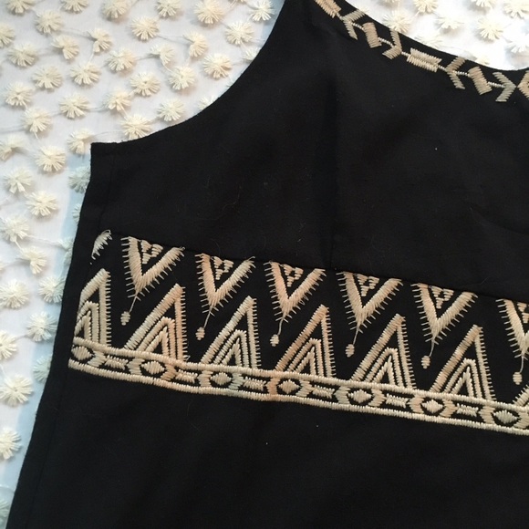 THML embroidered tribal Aztec spaghetti strap - Picture 3 of 7