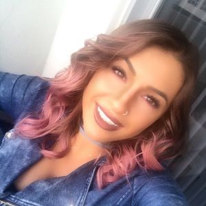 Meet your Posher, Ioana