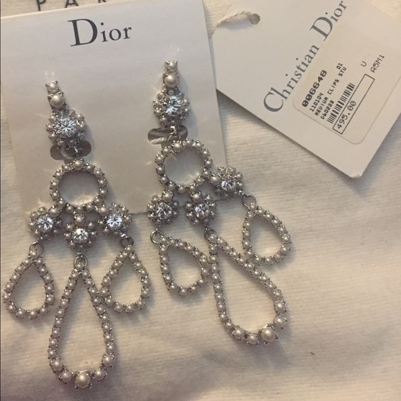 Dior Jewelry - Dior Pearl chandelier Earrings