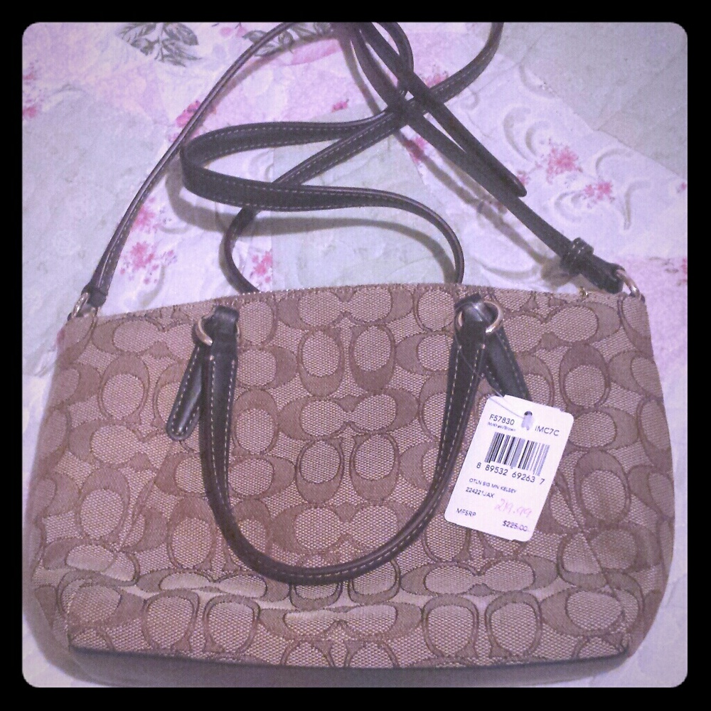 Coach kelsey crossbody in khaki/brown