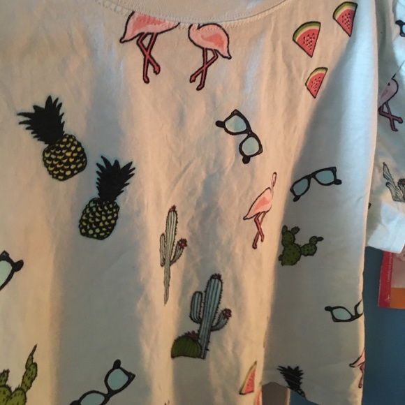 Summer top - Picture 2 of 2