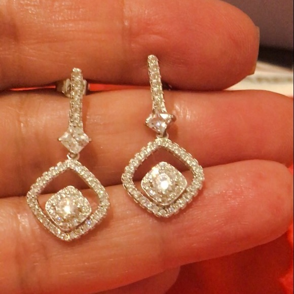 Jewelry - 925 Sterling Silver Elegant CZ Dangling Earrings