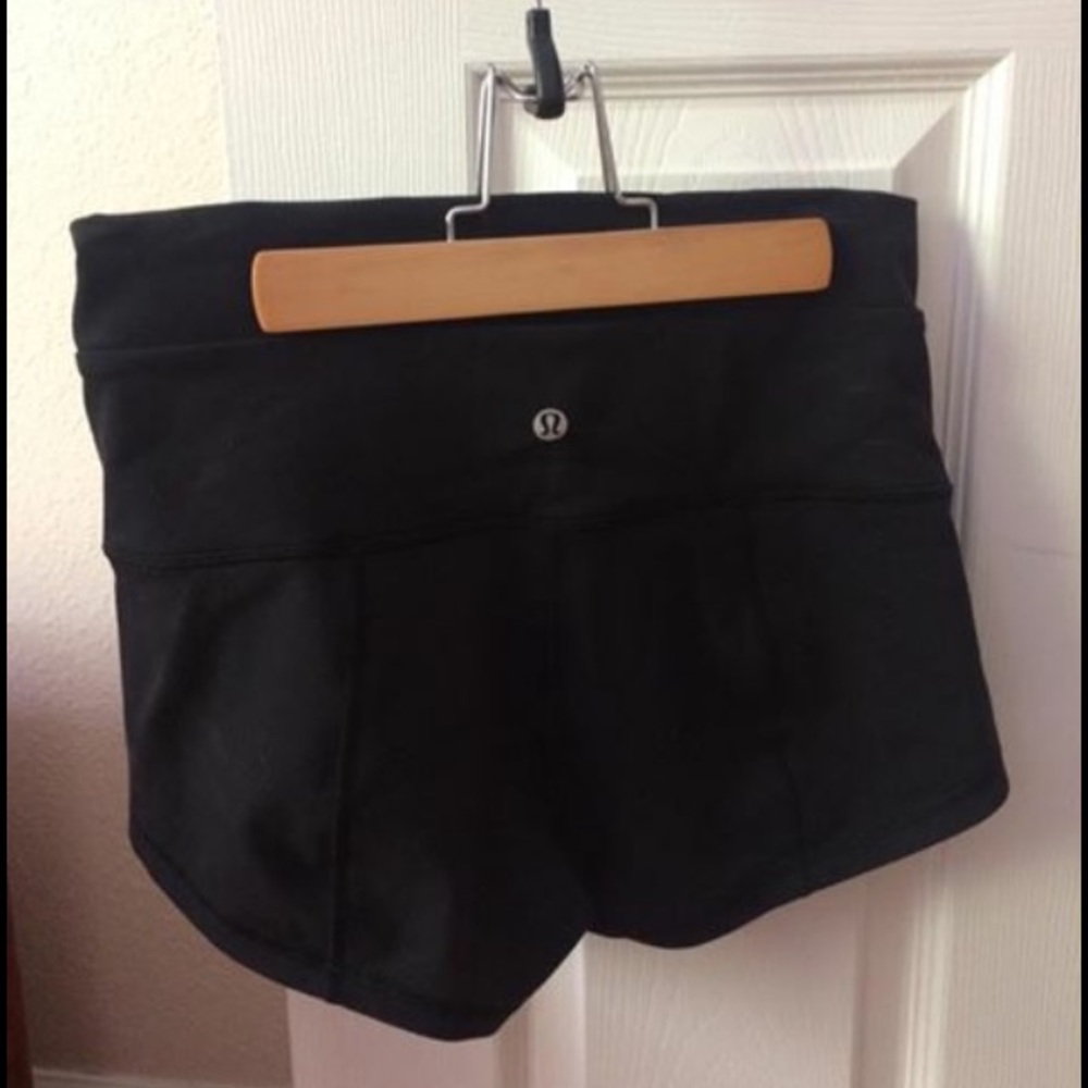 Lululemon Wunder shorts size 8