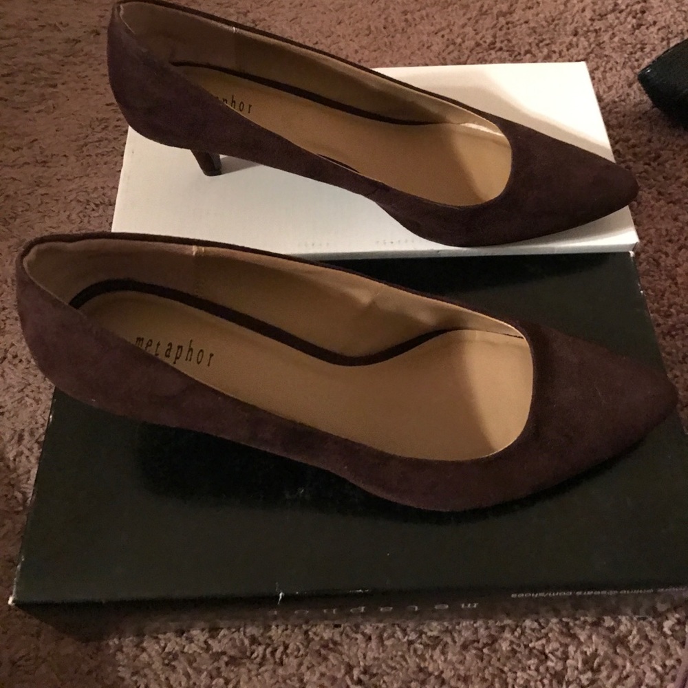 Metaphor Women's Pumps