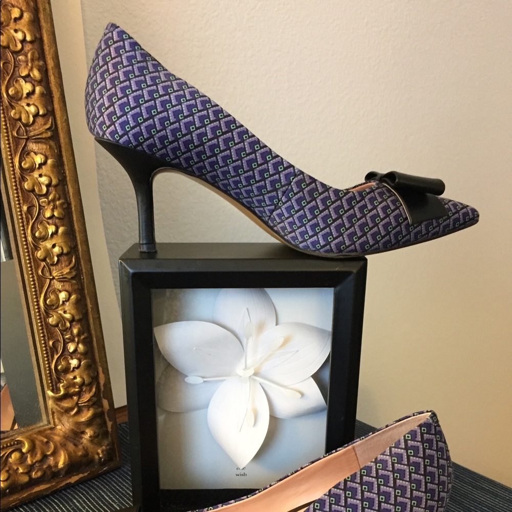 [donated] RARE Sole Society Printed Pumps Black Bow - Picture 5 of 5