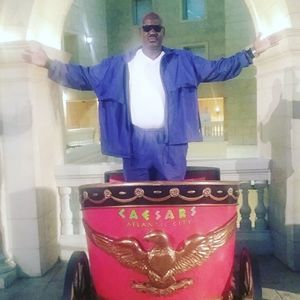 Meet your Posher, Charles