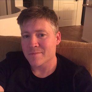 Meet your Posher, Eric