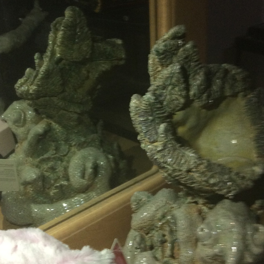 This is a better view of my hand made ceramic vase