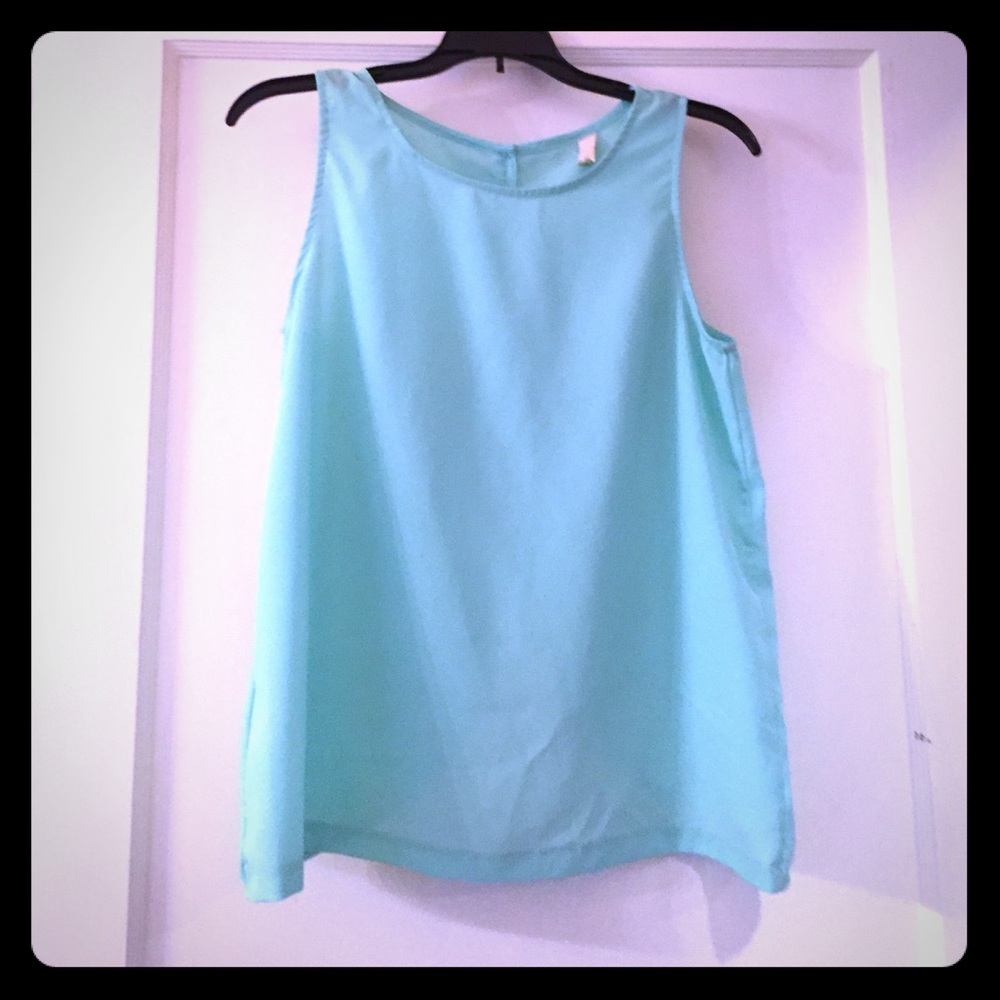 Mint Green Top!