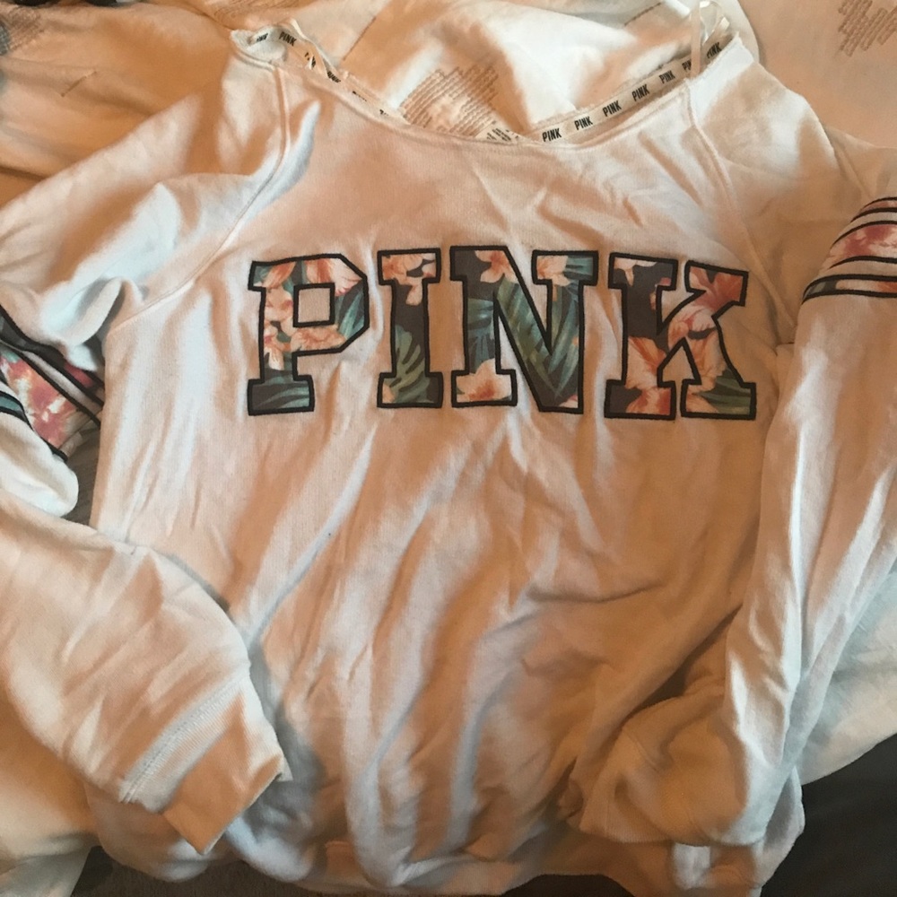 PINK Crewneck