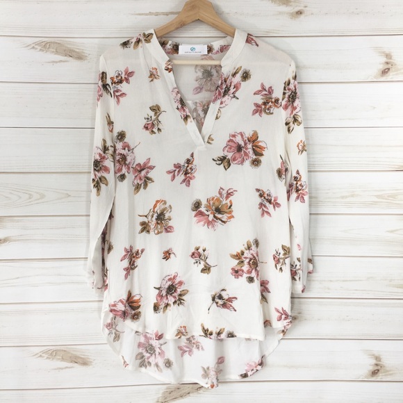 π LAST ONE π Summer Floral V Neck Tunic - Picture 2 of 7