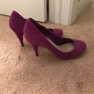 Steve Madden Purple Suede Pumps