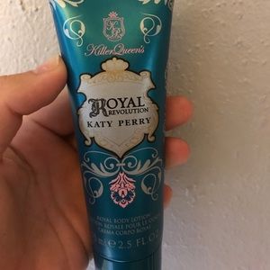Katy perry royal revolution body lotion