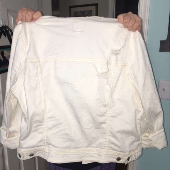 distressed denim jacket (NWOT) - Picture 3 of 6