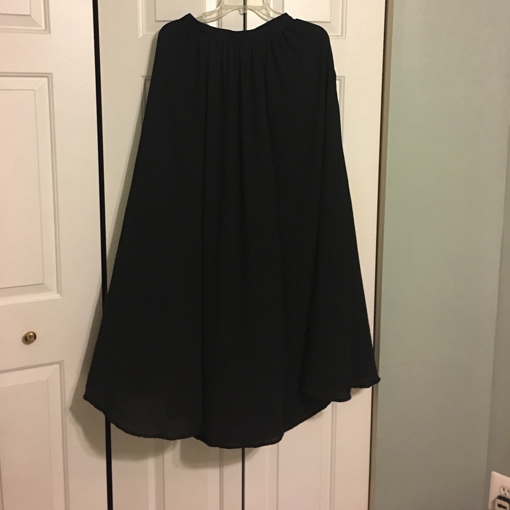 Black H&M skirt