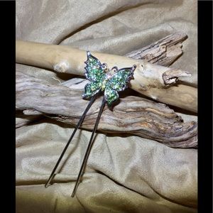🦋 Swarovski Sparkling Butterfly Hair Accessory🦋