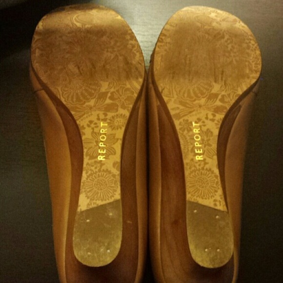 Report wedge cutout heels - Picture 4 of 4