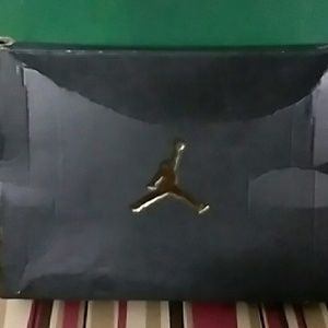 Jordan Retro 1 - White/Wolf Grey