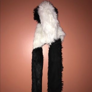 Panda hood/glove/scarf