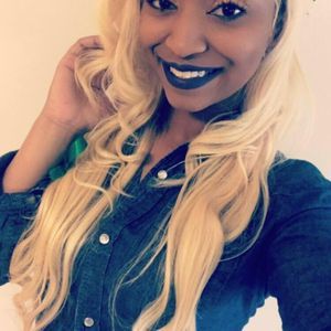 Meet your Posher, Monique