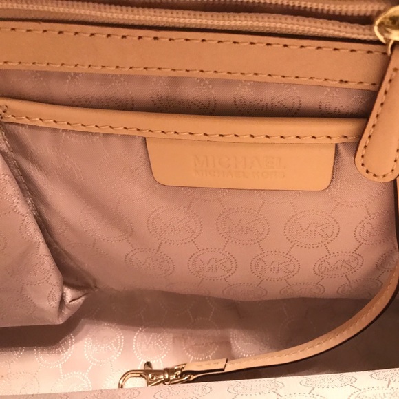 MK Tote - Picture 3 of 3