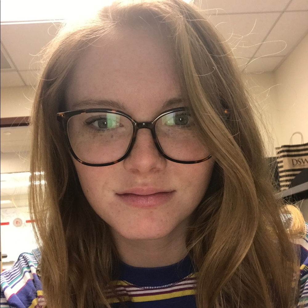 Meet your Posher, Lindsey