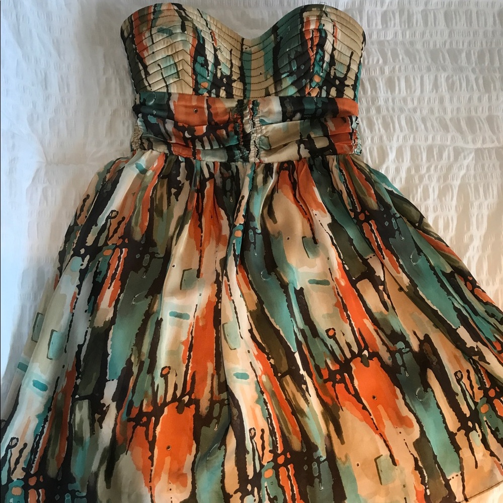 Strapless dress