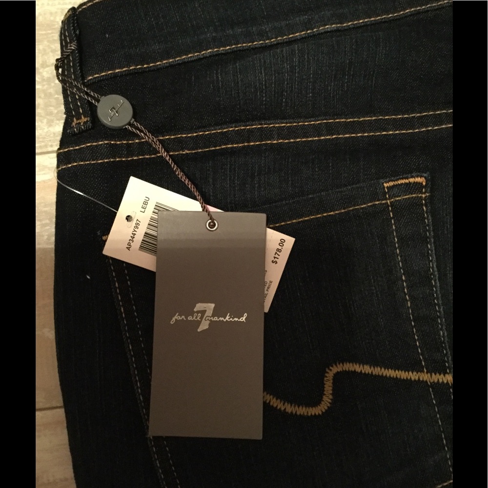 NWT 7 For All mankind jeans, 32