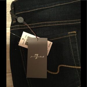 NWT 7 For All mankind jeans, 32
