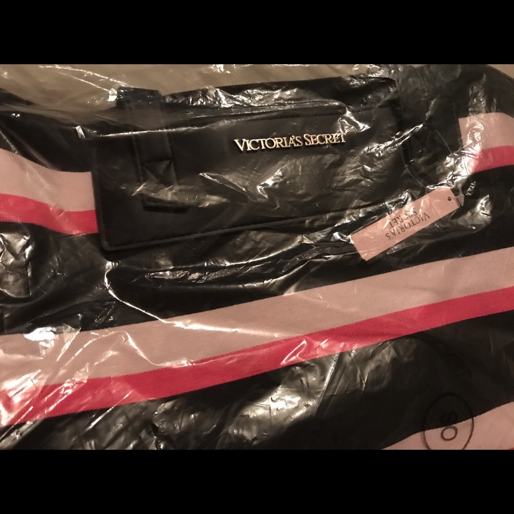 It's a beautiful Victoria's Secret bag