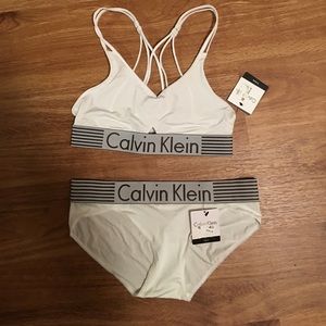 Calvin Klein set