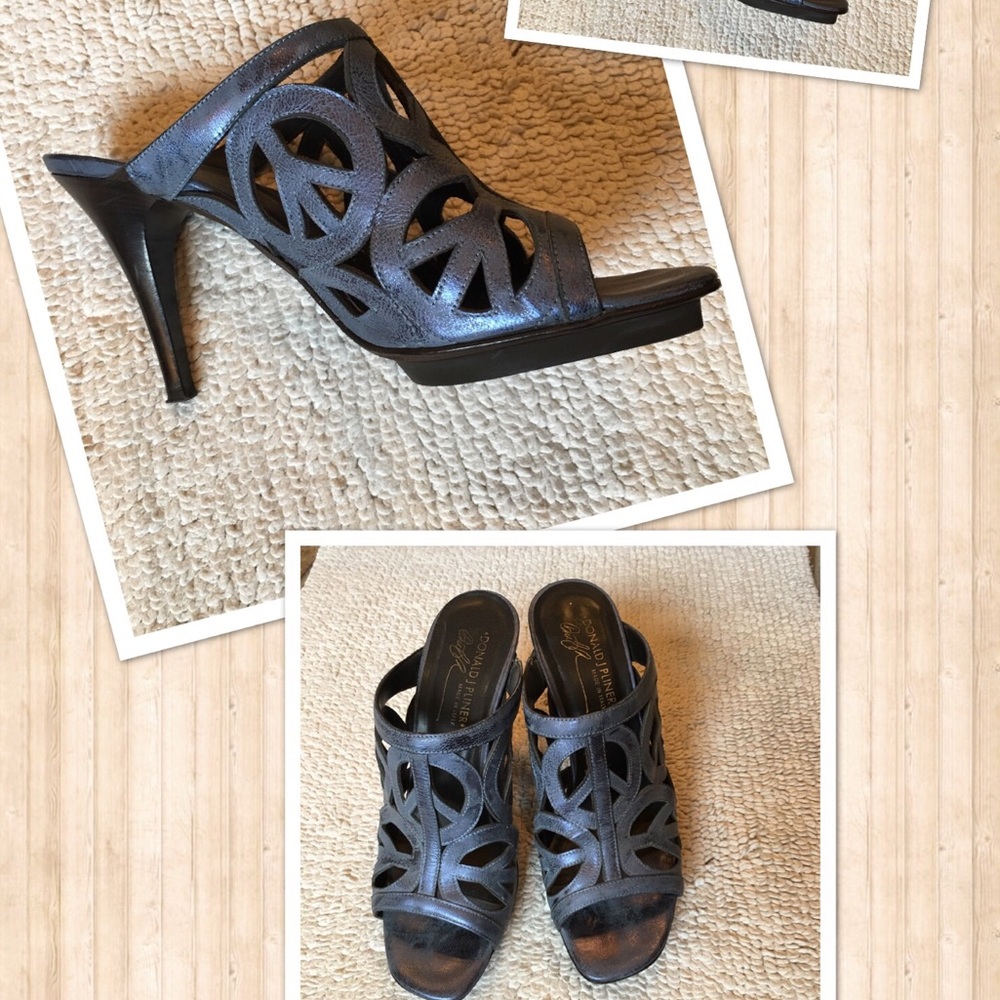 8 DJP Metallic Blue Peace Sign Leather Heels - Picture 2 of 7