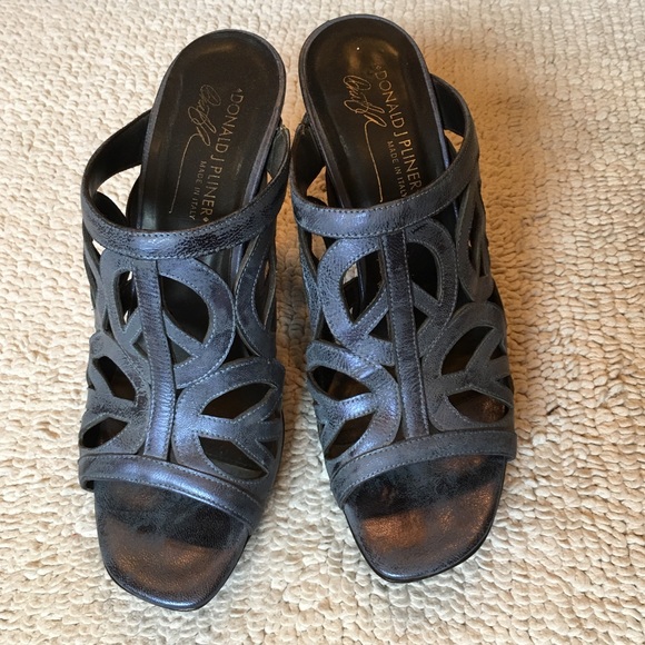 Donald J. Pliner Shoes - 8 DJP Metallic Blue Peace Sign Leather Heels