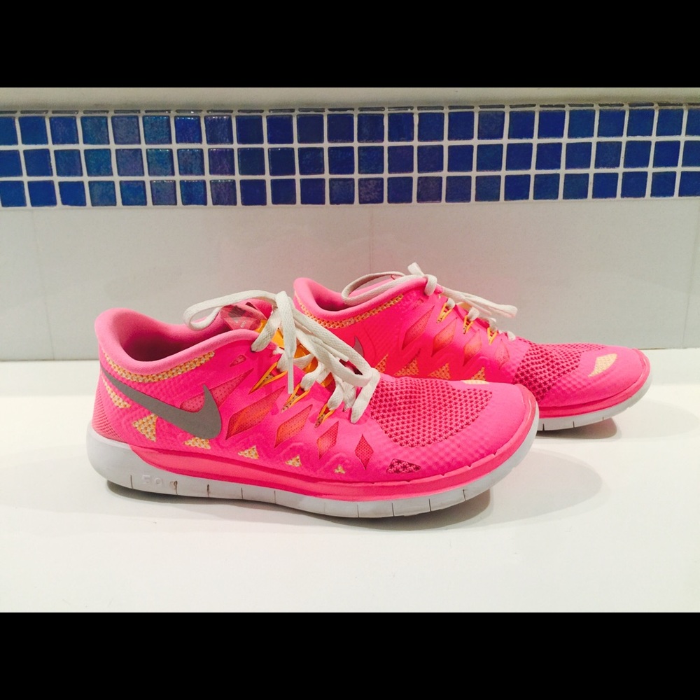 Size 7 Neon Pink and Orange Nike Free 5.0