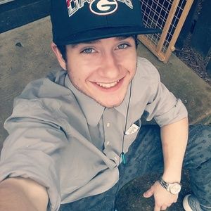 Meet your Posher, Brandon