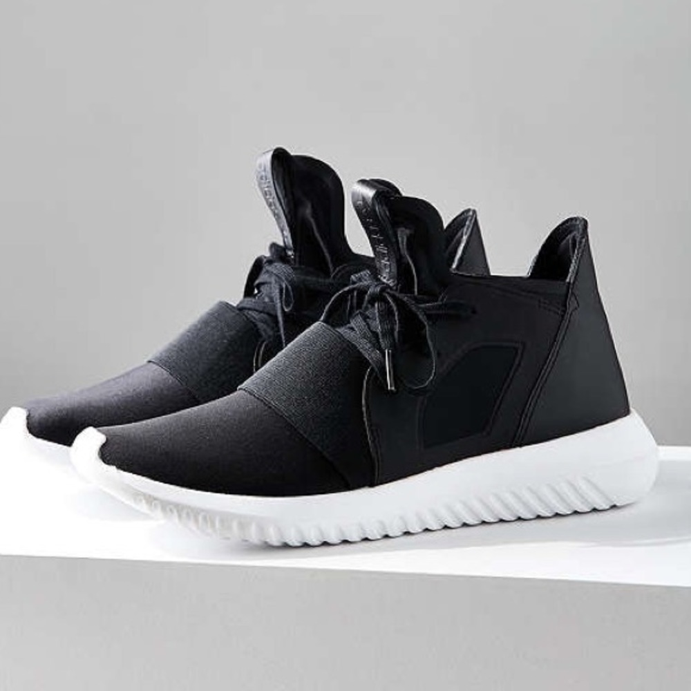 Adidas Tubular