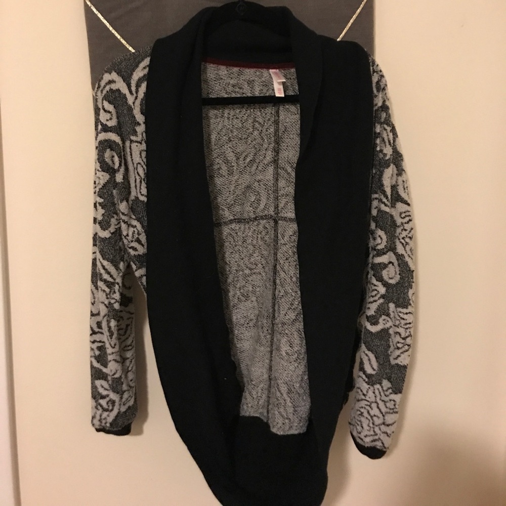 Fuzzy black and white sweater