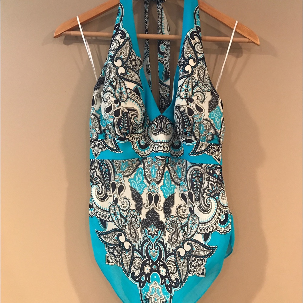 Handkerchief halter top
