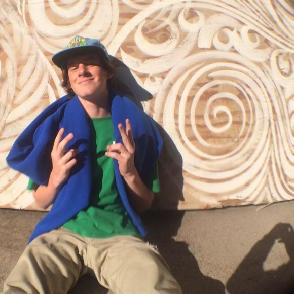 Meet your Posher, Sean - Picture 1 of 1