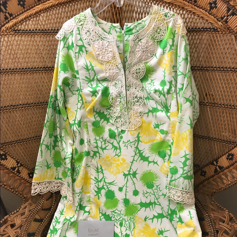 Vintage Lilly Pulitzer Lace  Bell Sleeve Dress