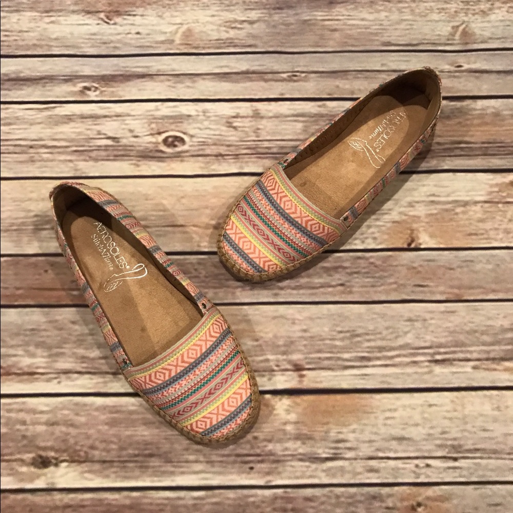 Tribal fabric espadrilles