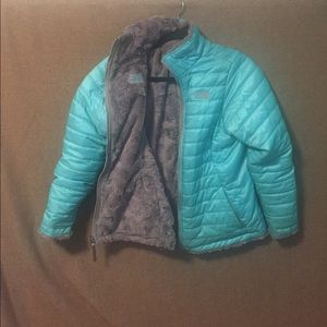 Turquoise & gray reversible north face puffer