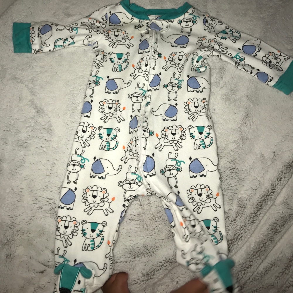 Elephant, tiger and monkey sleep-ware!