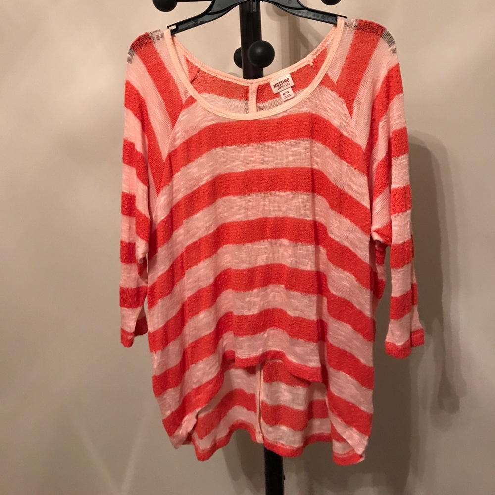 Cute knit top!
