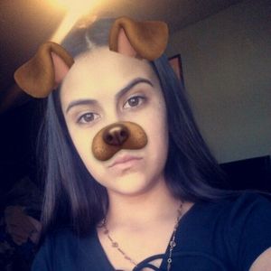 Meet your Posher, Estrella