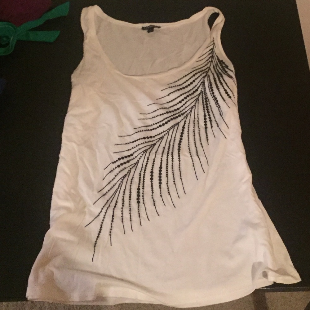 White express tank with black beading - LIKE NEW