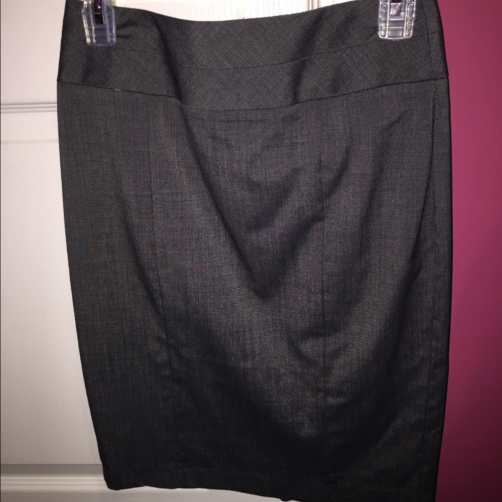 IZ Byer grey pencil skirt