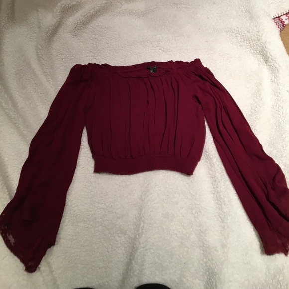 Forever 21 Tops - 🔱Maroon long sleeve