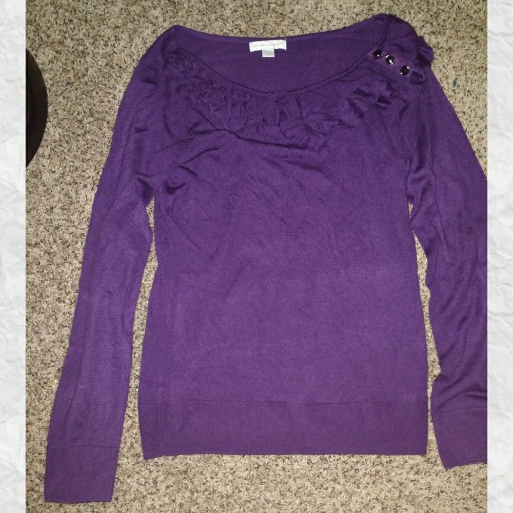 SOLD🛑🛑Purple ruched sweater