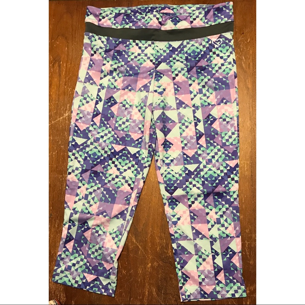 💥DONATING SOON💥Crop leggings, purple turquoise
